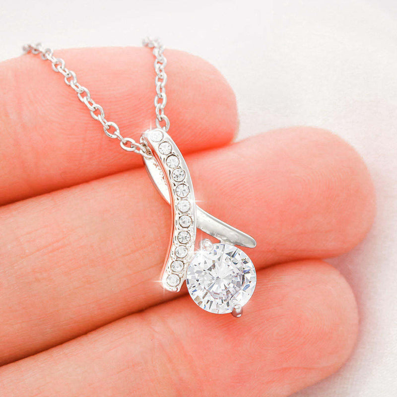 Soulmate Design Heart-Shaped Pendant Necklace for Moms Chucaessentials