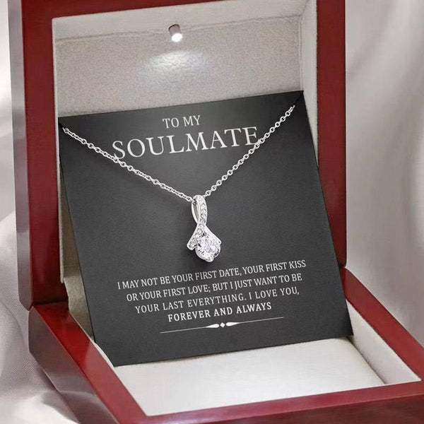 Soulmate Design Heart-Shaped Pendant Necklace for Moms Chucaessentials