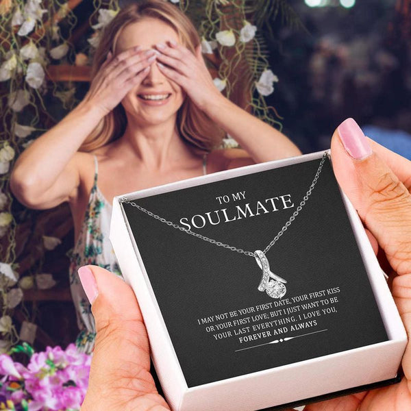 Soulmate Design Heart-Shaped Pendant Necklace for Moms Chucaessentials